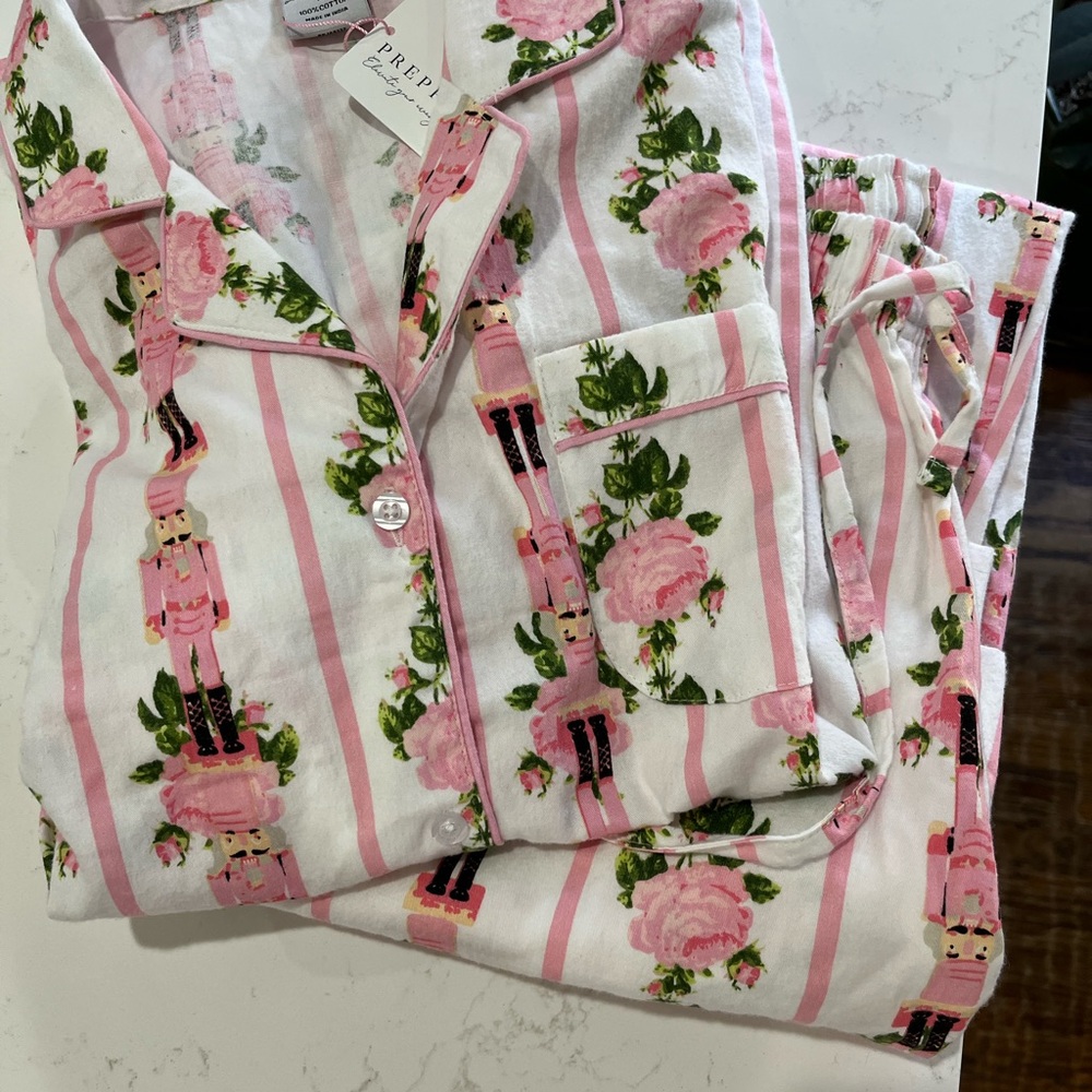 NWT 8 Oak Lane Nutcracker Flannel PJ Set Medium